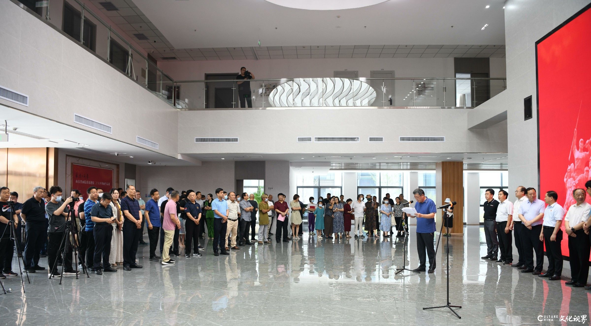 “永远的沂蒙——山东省画院系统迎接二十大中国画作品展”今日上午在济南盛大开幕