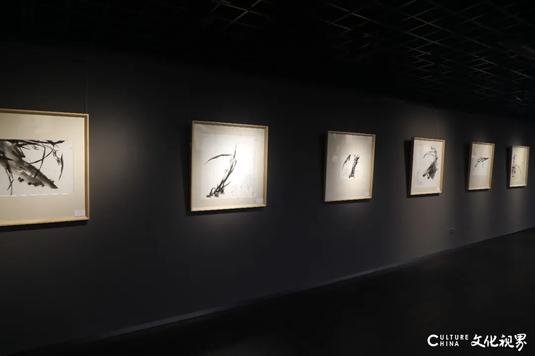 “咏兰——何茂峰书画艺术展”盛大开幕，展期持续至7月26日