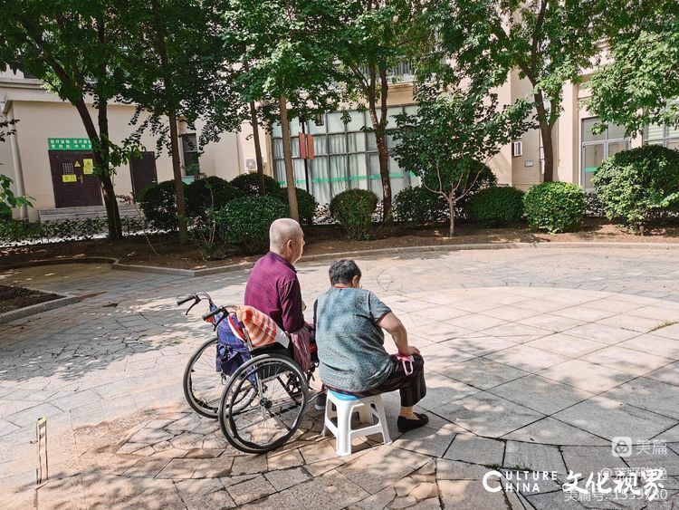 “三院合一”，青岛市城阳区社会福利中心“抱团养老”的启示