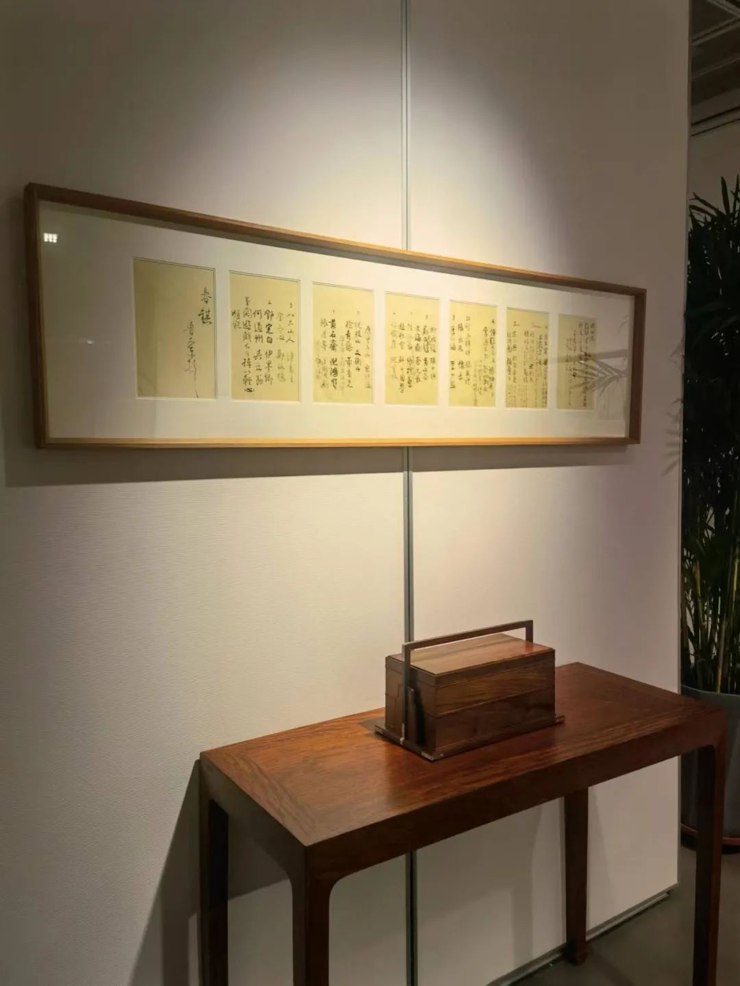 54张牌、54件作品，“頭牌”——鲁大东书法（没有艺术）展在济南开幕