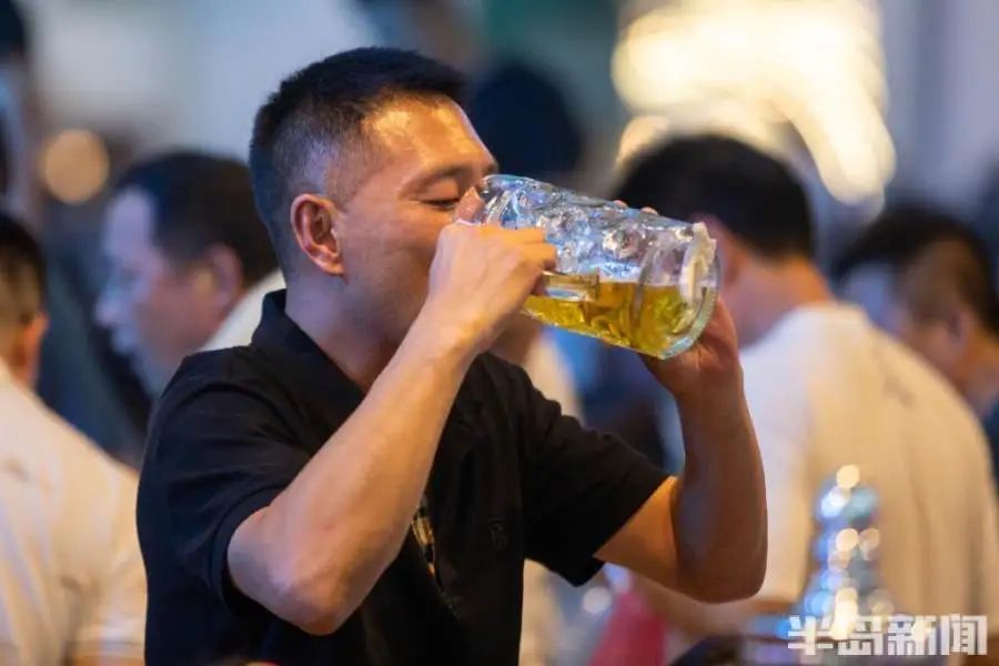 ​第32届青岛国际啤酒节7月22日将在“线上”开幕，取消所有线下文体活动