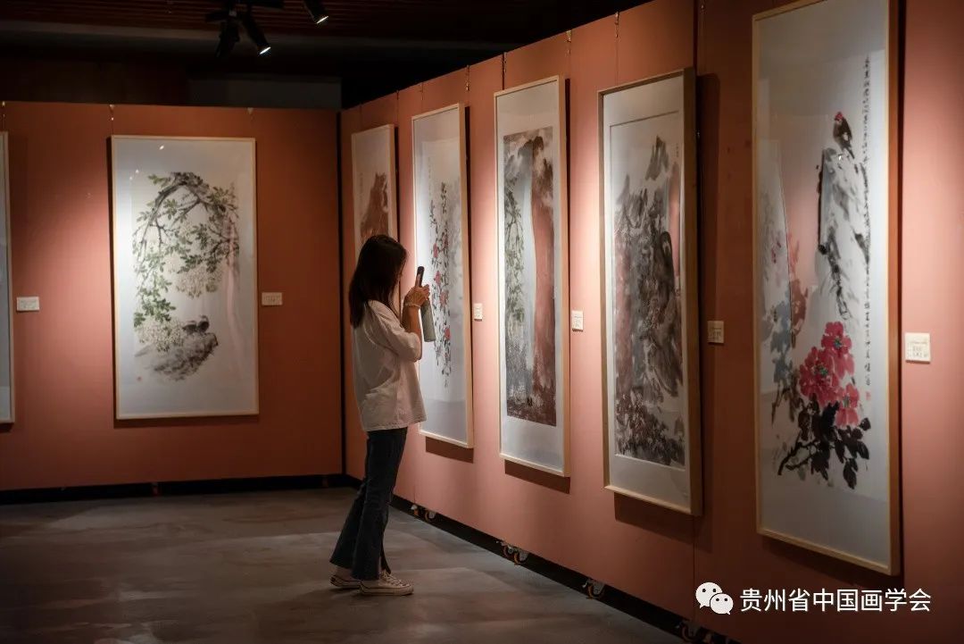 “十年种木长风烟——贵州省中国画学会成立十周年作品展”隆重开幕