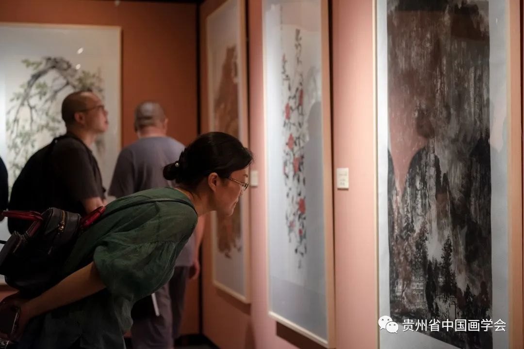 “十年种木长风烟——贵州省中国画学会成立十周年作品展”隆重开幕