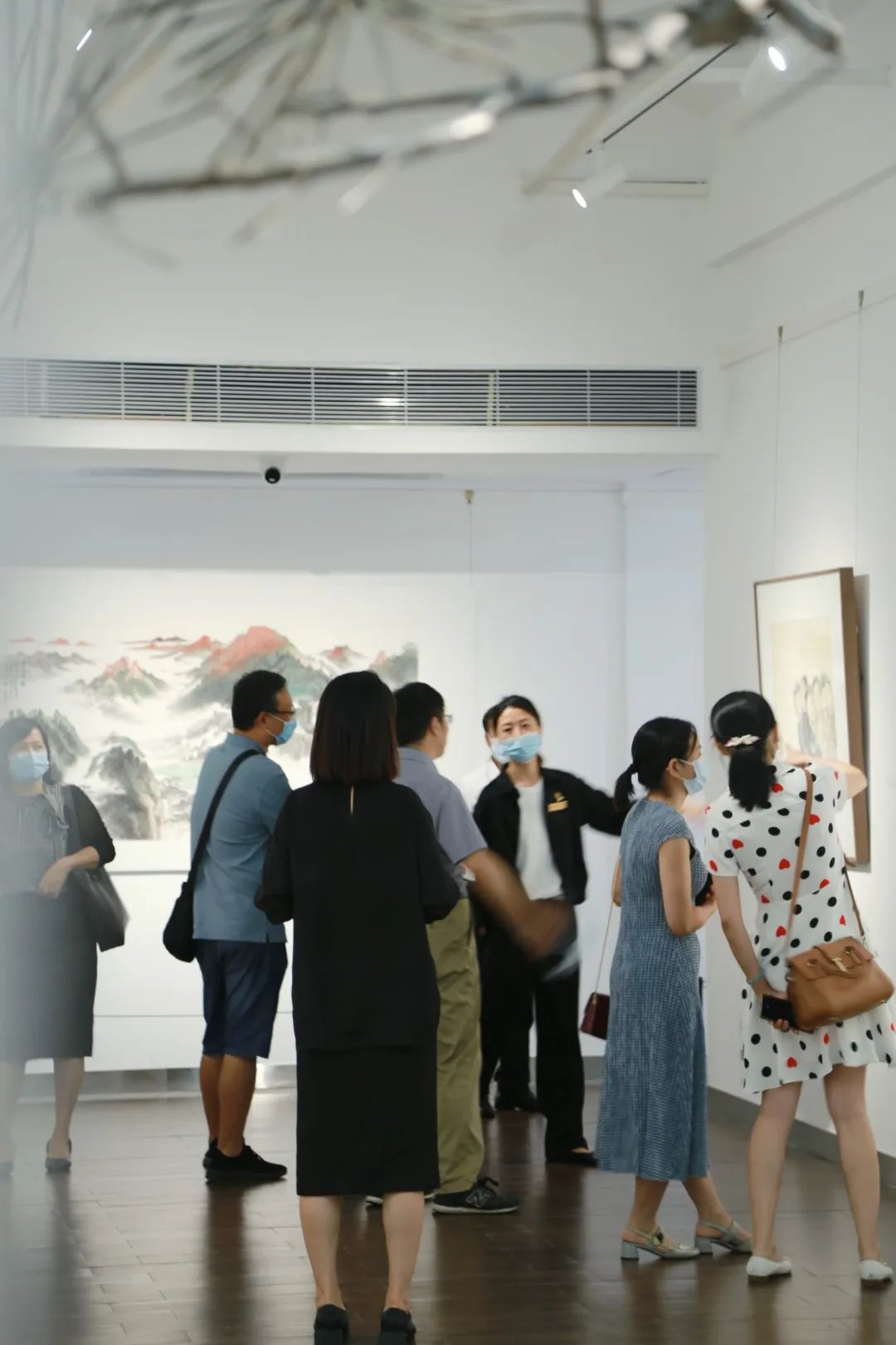 用现代视角观看当下生活，著名画家刘庆和应邀参展“荣宝斋与艺术家——庆荣宝斋350周年广州特展”