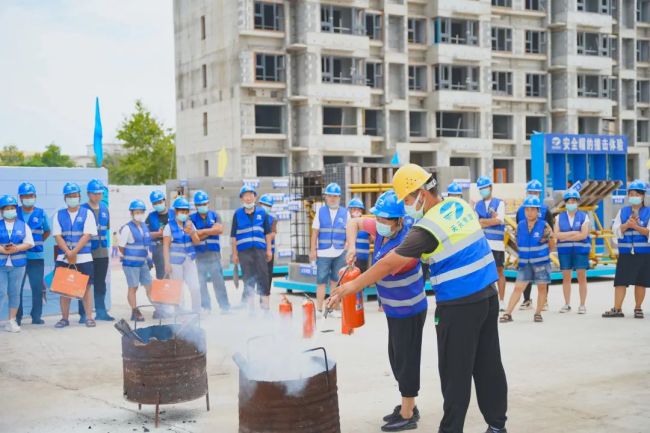 “素颜”直鉴 匠心筑家，济南碧桂园梧桐书院举办工地开放活动