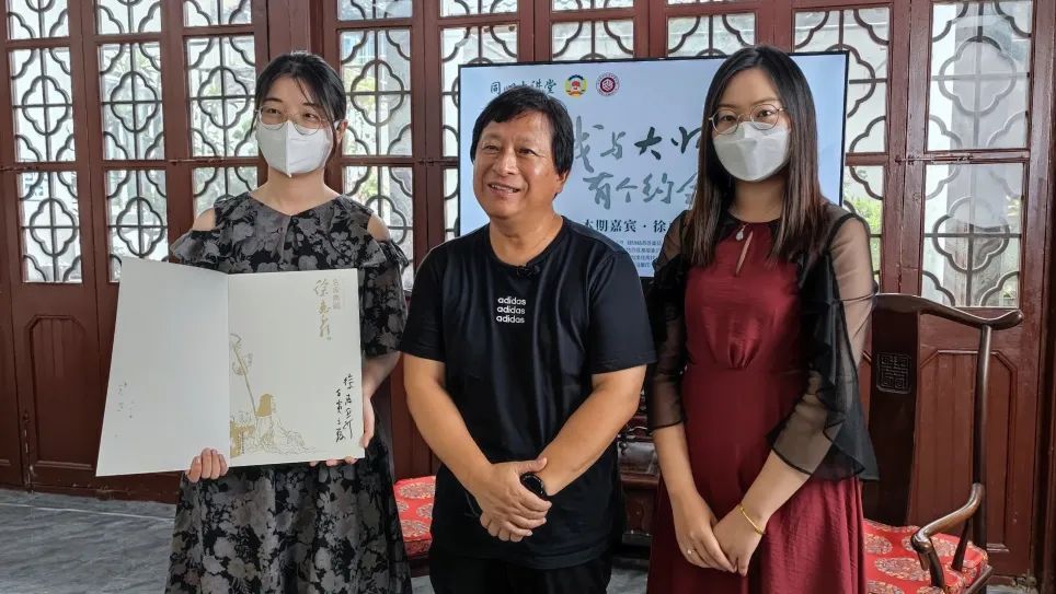 著名画家徐惠泉受邀参加“我与大师有个约会”主题活动，讲述中国画的渊远流长