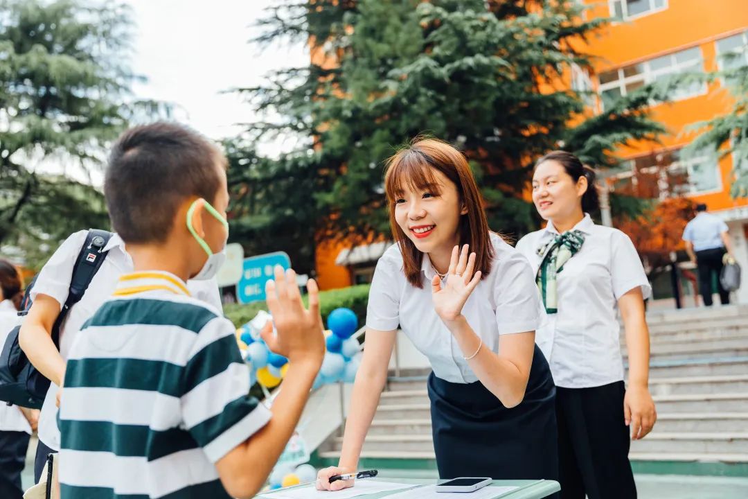 亲子同入学，幼小巧衔接——济南开元外国语小学实施“泉引桥”工程