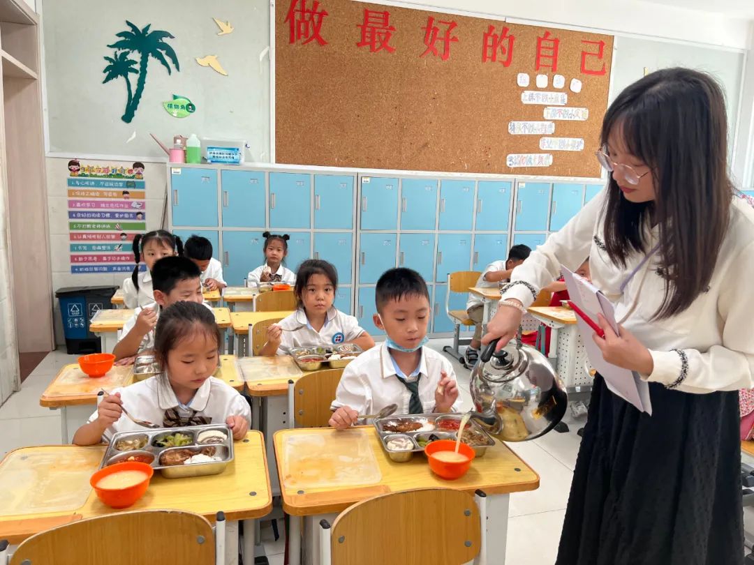 新学期，济南高新区汉峪小学开学首日气象新