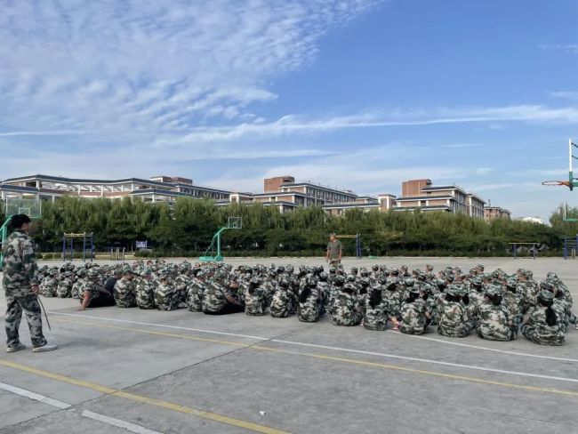 少年负壮气，奋烈自有时——泰山国际学校军训铸就秋日最美风景