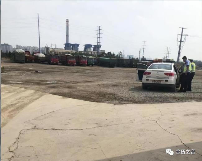 济南高新区交警被曝配合社会人员非法敛财，三益停车场成肮脏交易空间