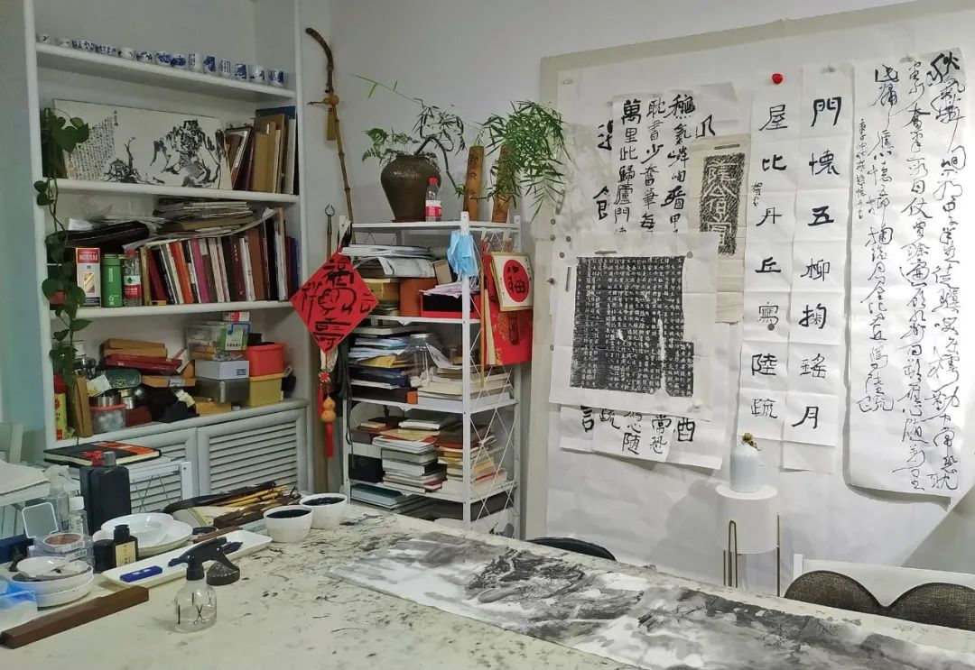 探索，一直在路上——著名画家何加林谈绘画实践与风格转型