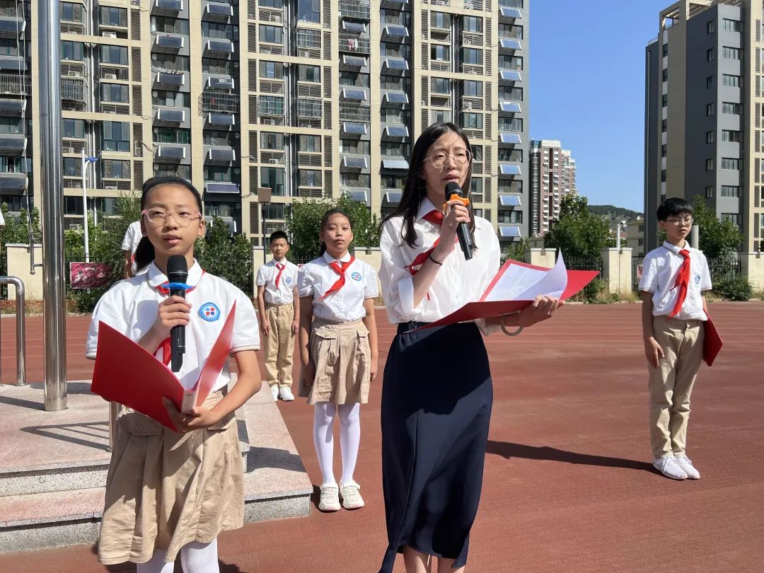 强团结意识   树家国观念——济南高新区汉峪小学开展民族团结第一课活动