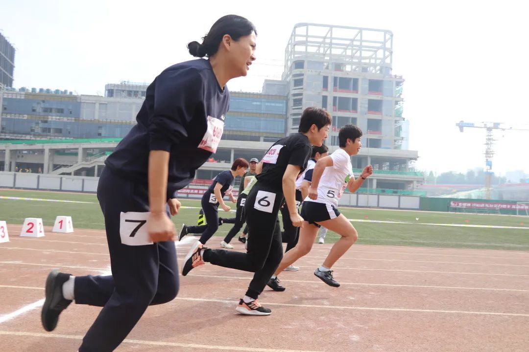 银丰集团第十九届运动会圆满举办，银丰地产集团获得团体总冠军