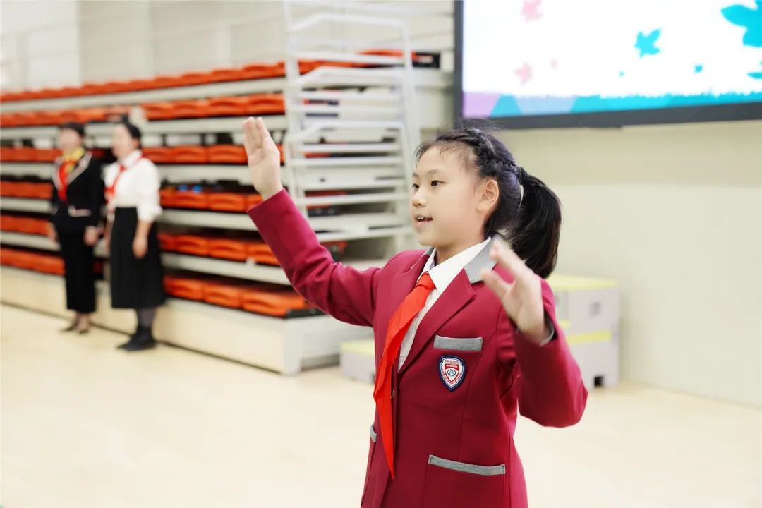 济南市安生学校小学部举行建队节庆祝活动暨新生入队仪式