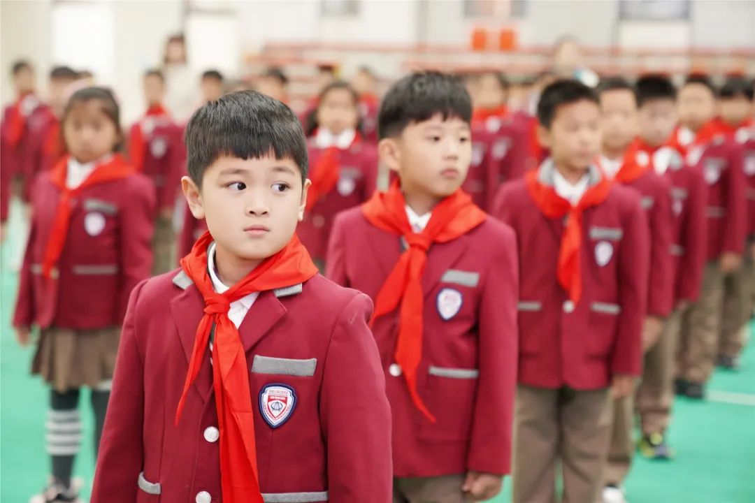 济南市安生学校小学部举行建队节庆祝活动暨新生入队仪式