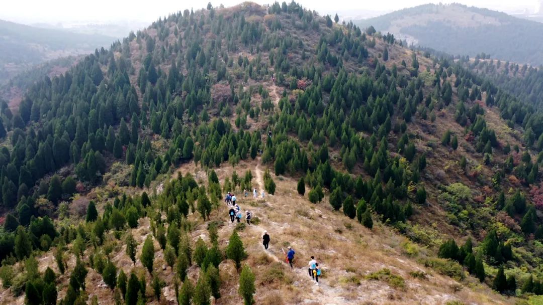 寻隐，见三山！第三届绿地·御山台围子山登山节如约举行