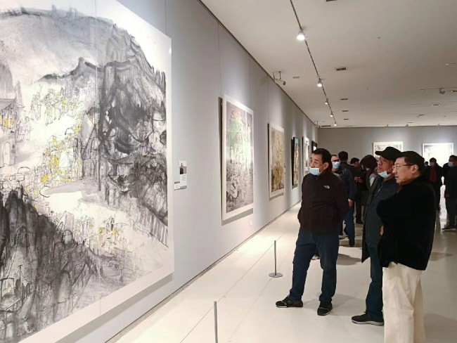 “潮涌黄河口——黄河生态保护与高质量发展美术创作展”＆“第四届山东画院年展”今日在山东美术馆同时启幕