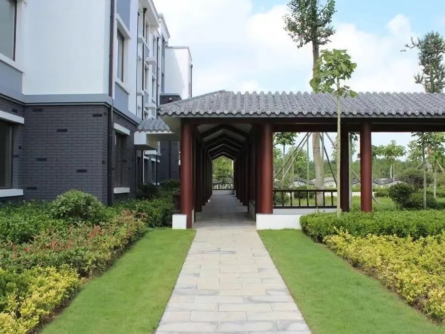 青岛莱西宏远健康颐养中心于10月1日开始全院供暖，为您筑起冬日暖阳