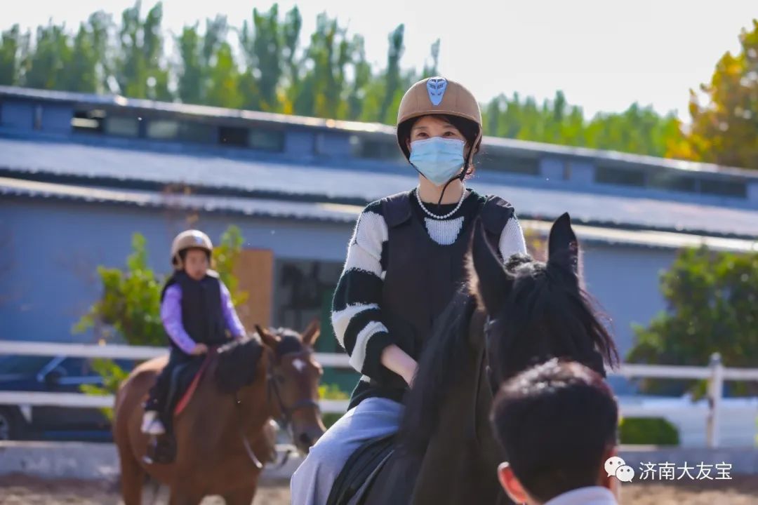 体验马术魅力，济南大友宝“i”车养护讲堂圆满举办