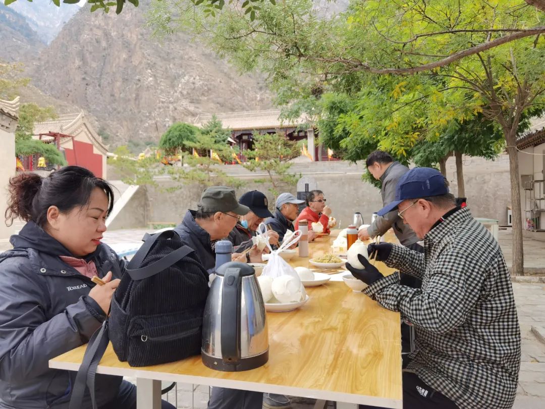 深入贺兰山，宁夏山水画研究院艺术家用笔墨抒写家乡风貌