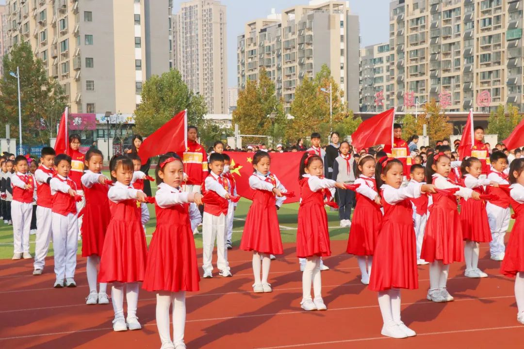 济南高新区汉峪小学首届田径运动会暨2022年秋季体育节圆满闭幕