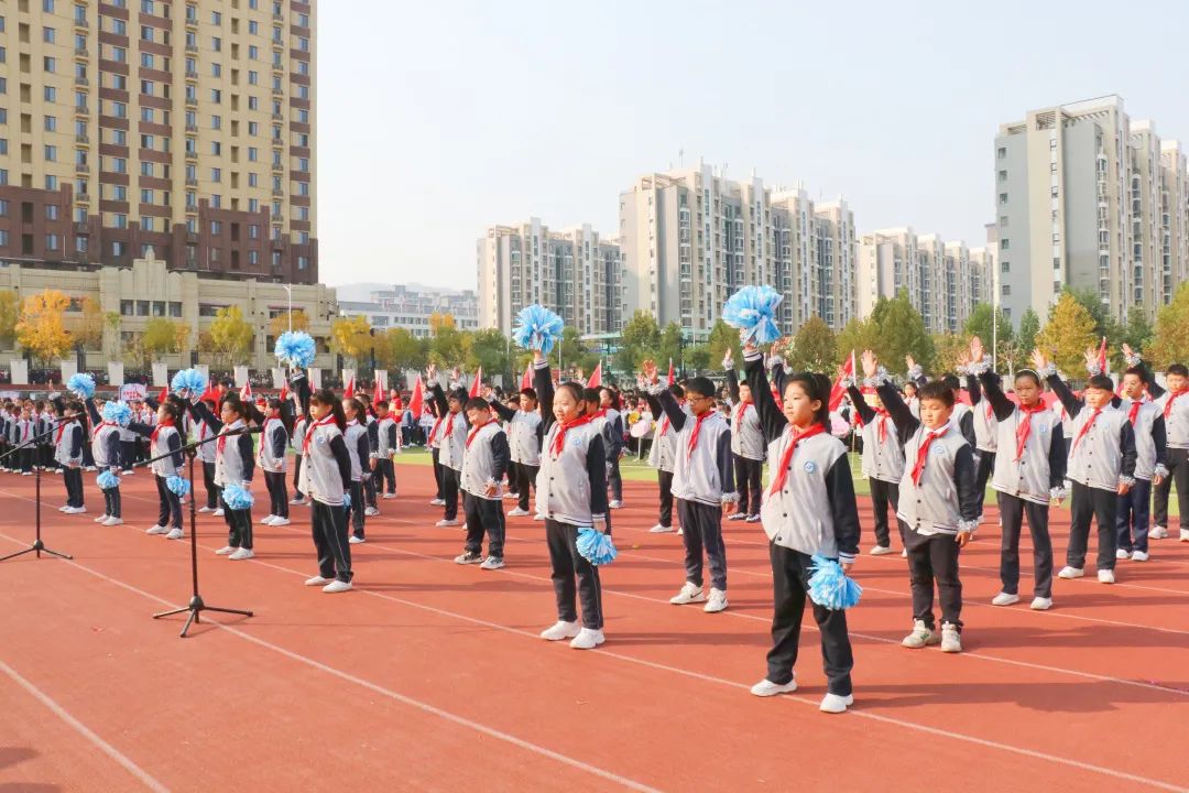 济南高新区汉峪小学首届田径运动会暨2022年秋季体育节圆满闭幕