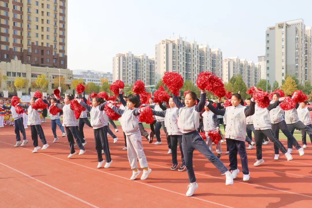 济南高新区汉峪小学首届田径运动会暨2022年秋季体育节圆满闭幕