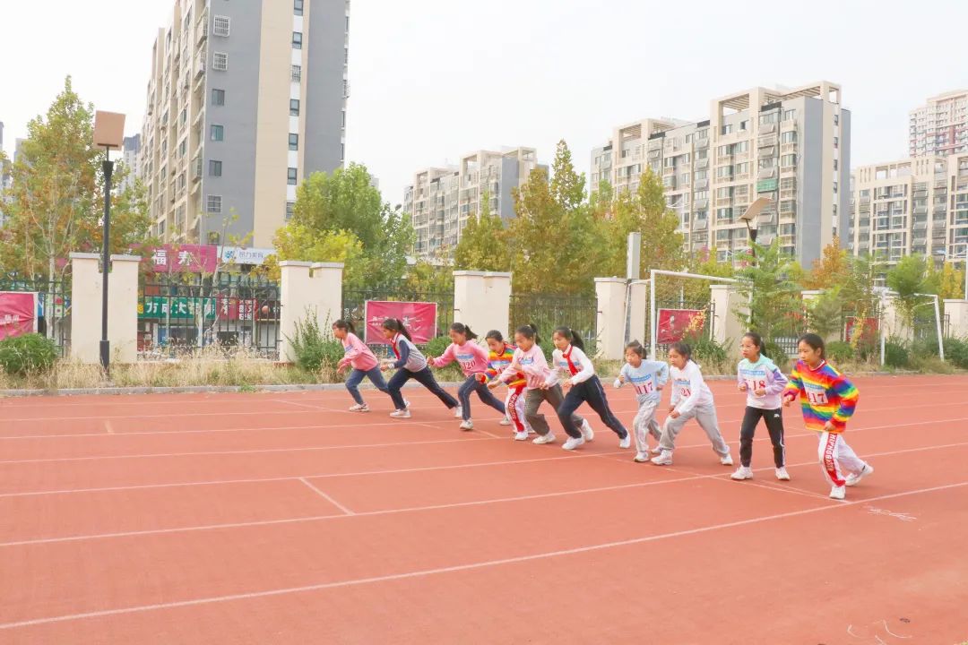 济南高新区汉峪小学首届田径运动会暨2022年秋季体育节圆满闭幕