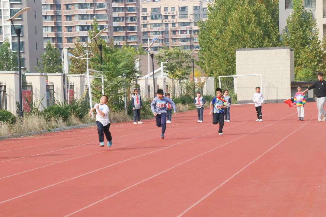 济南高新区汉峪小学首届田径运动会暨2022年秋季体育节圆满闭幕