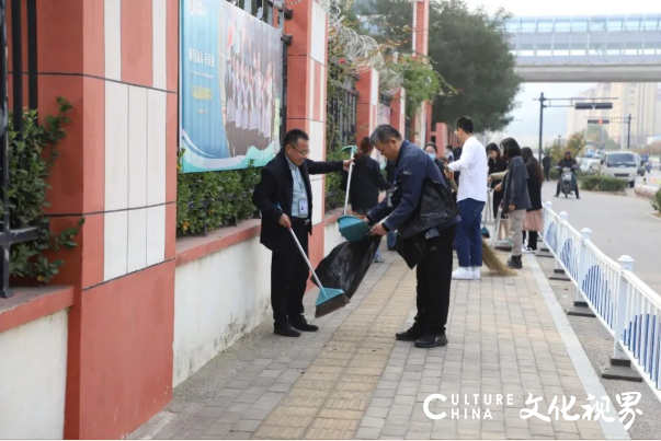 山东师大中建长清湖实验学校党支部开展十月份主题党日活动