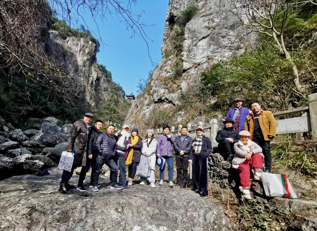 雁荡山花幽自芳——青年画家马卫巍大写意花鸟的美学探索