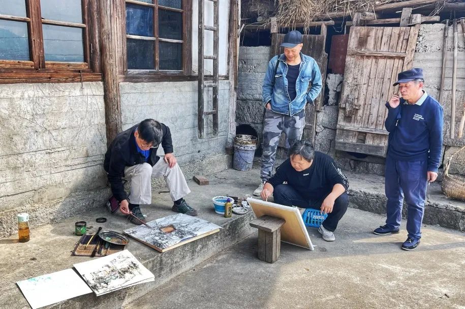 以“如画”的眼光看待风光——中国国家画院刘云导师工作室山水画高研班写生湖南紫鹊界