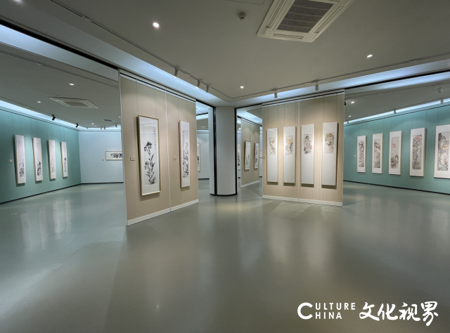 “花木扶疏——郭英培花鸟画展”在济南大舜美术馆隆重开幕