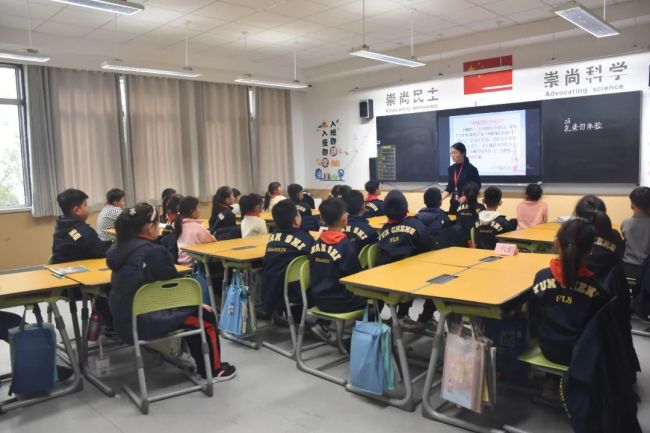 把好消防关，共同保平安——山师郓城照昕实验学校开展消防安全演练活动