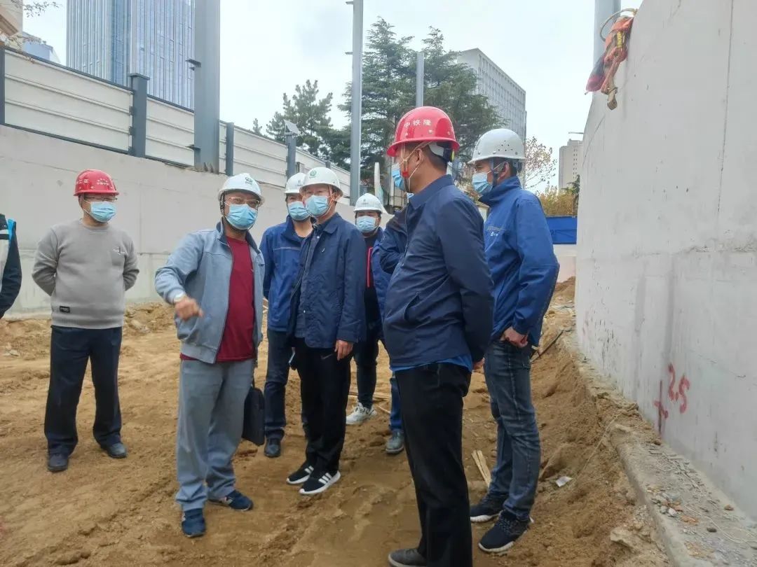 中铁隆青岛地铁6号线朝阳山路站进入土方开挖阶段