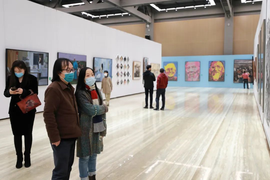 “天地人和——中青年艺术家邀请展”在京开幕，展出23位艺术家书画、篆刻、雕塑作品100余件
