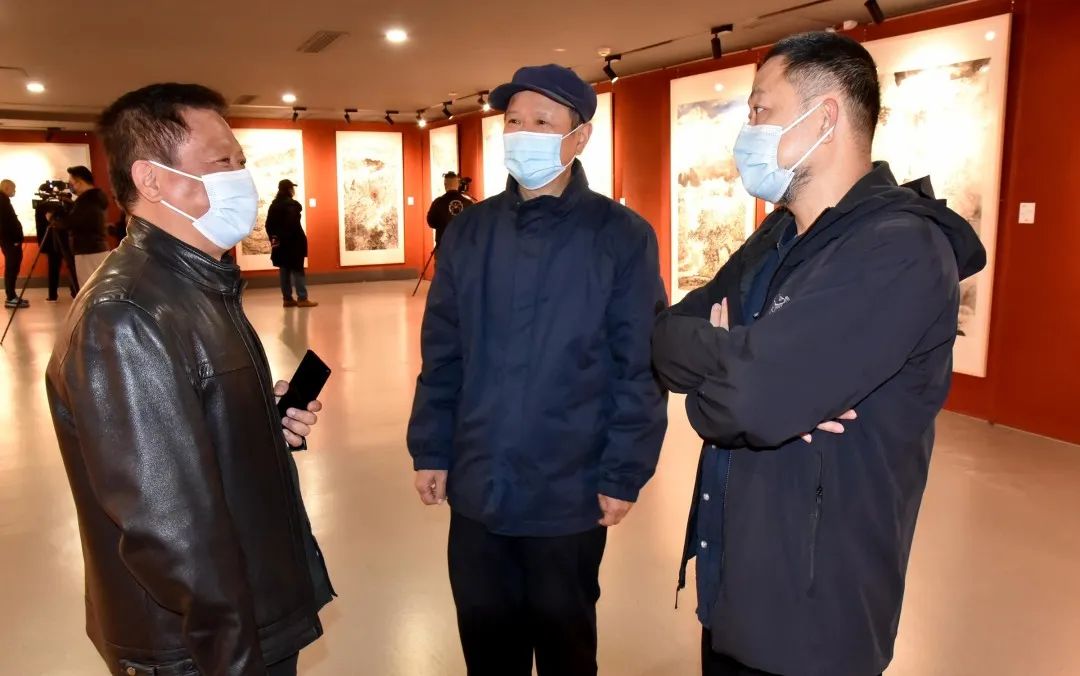 “一份坚守——张复兴、何家安山水画联展”暨学术研讨会在北京举办