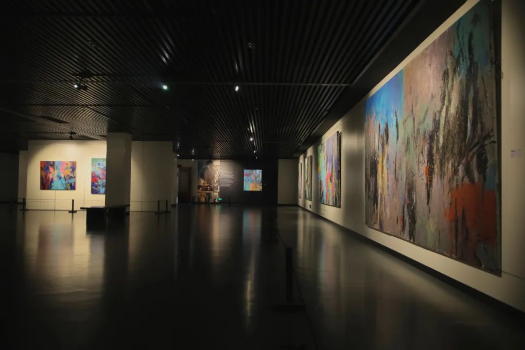 “时空的质感，四季——唐承华艺术展”在江西宜春开展