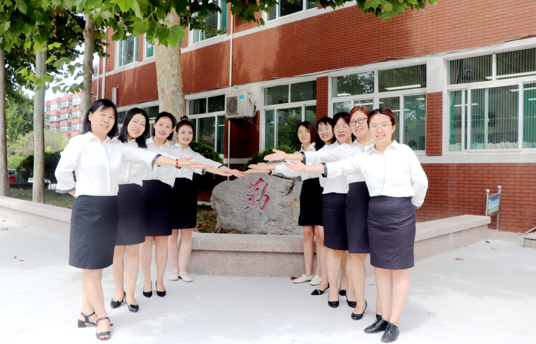 私立济南齐鲁学校荣获济南市小学英语学科、初中语文学科教研示范校