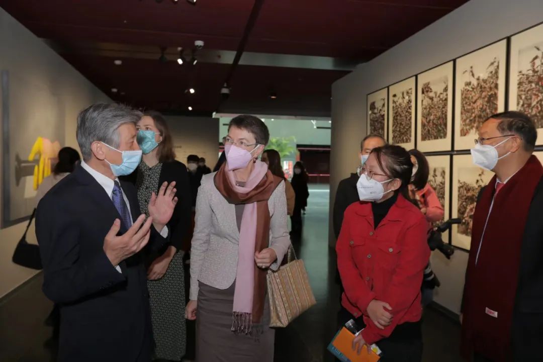 游目骋怀：旅德中国艺术家作品展亮相国家大剧院