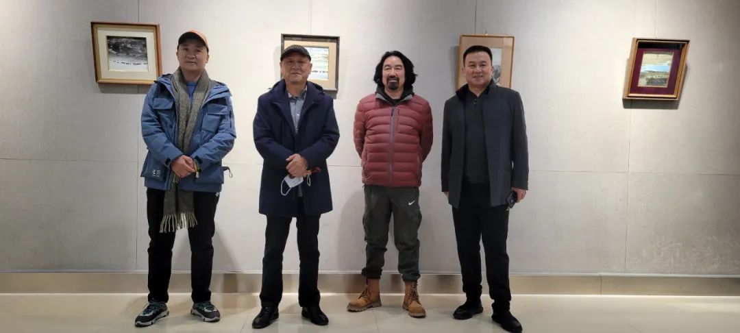 “锵锵三人行——泓青、老道、李行中国画作品展”在临沂盛大启幕