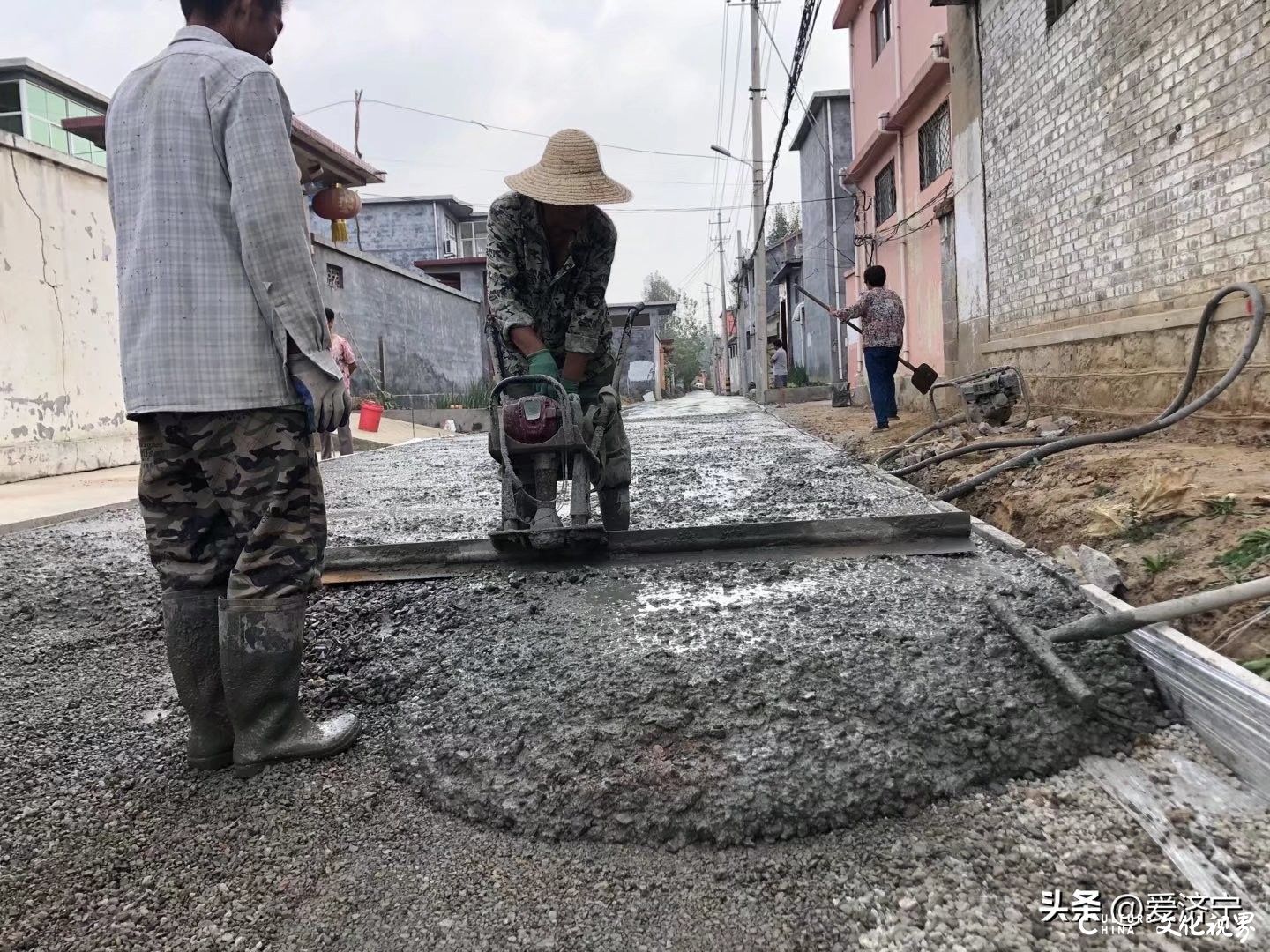 天天3·15｜济宁微山县交通局“四好公路项目”拖欠农民工工资三年，官方回应