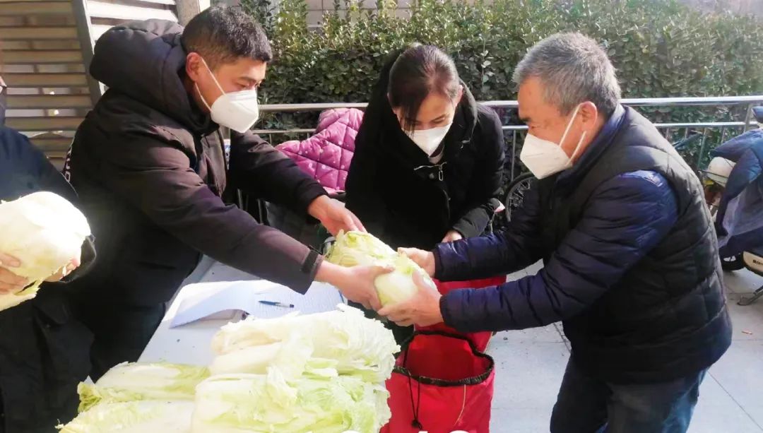 银丰物业爱在冬日，暖心守护