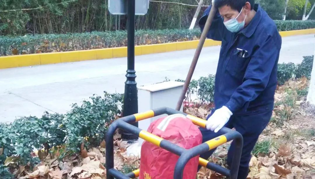 银丰物业爱在冬日，暖心守护