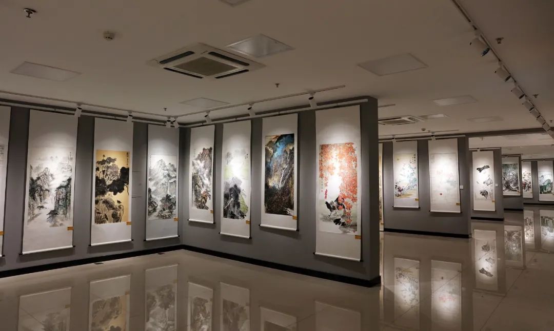 “滨州市第三届美术新人新作展”拉开帷幕