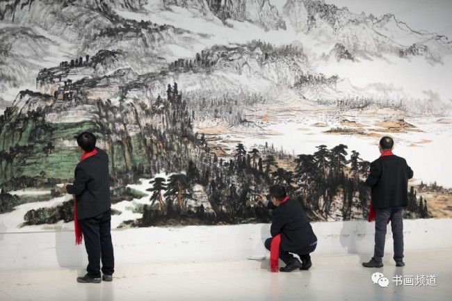 著名画家卢禹舜、岳黔山、方向、祁海峰合作山水巨制《江山叠翠图》，送上新春祝福