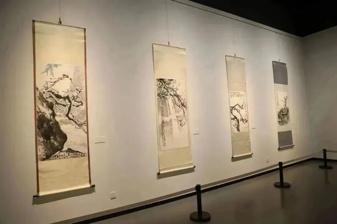 “三魂共一心——纪念于希宁诞辰110周年展”开幕