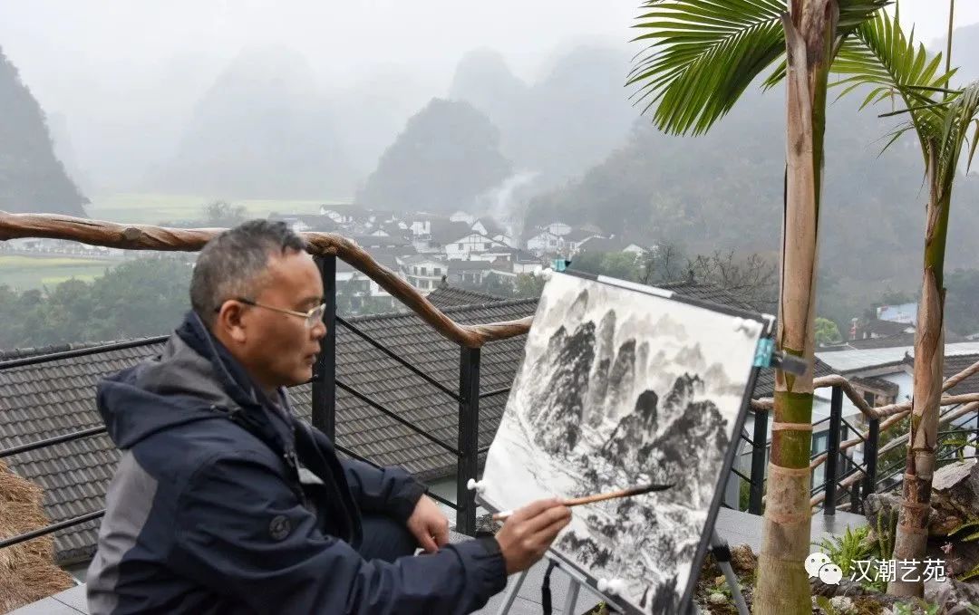 春风细雨润丹青 ，王乘中国山水画写生创作研修班走进贵州万峰林上纳灰村