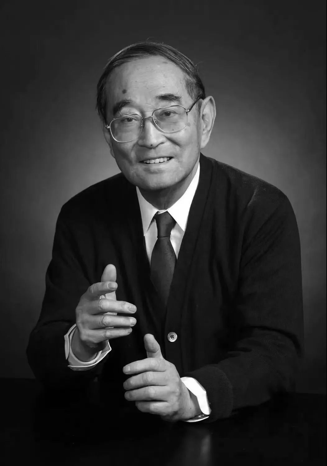 著名经济学家厉以宁先生逝世，享年92岁
