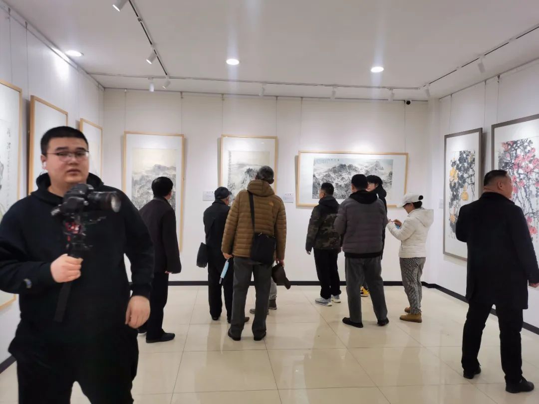 “舞东风——第三届当代中国画名家邀请展”在济南盛大开幕